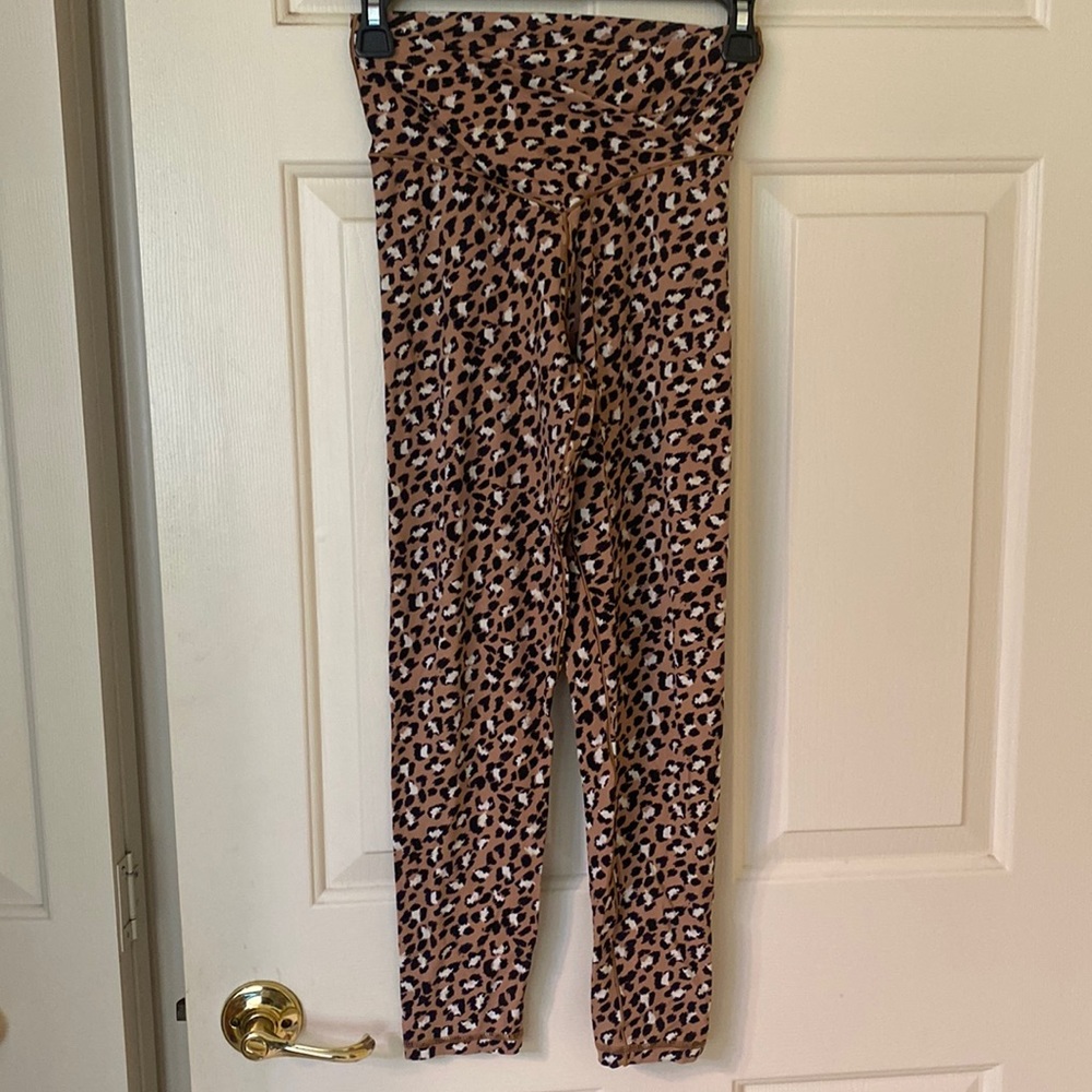 Aerie Cheetah Crossover Leggings